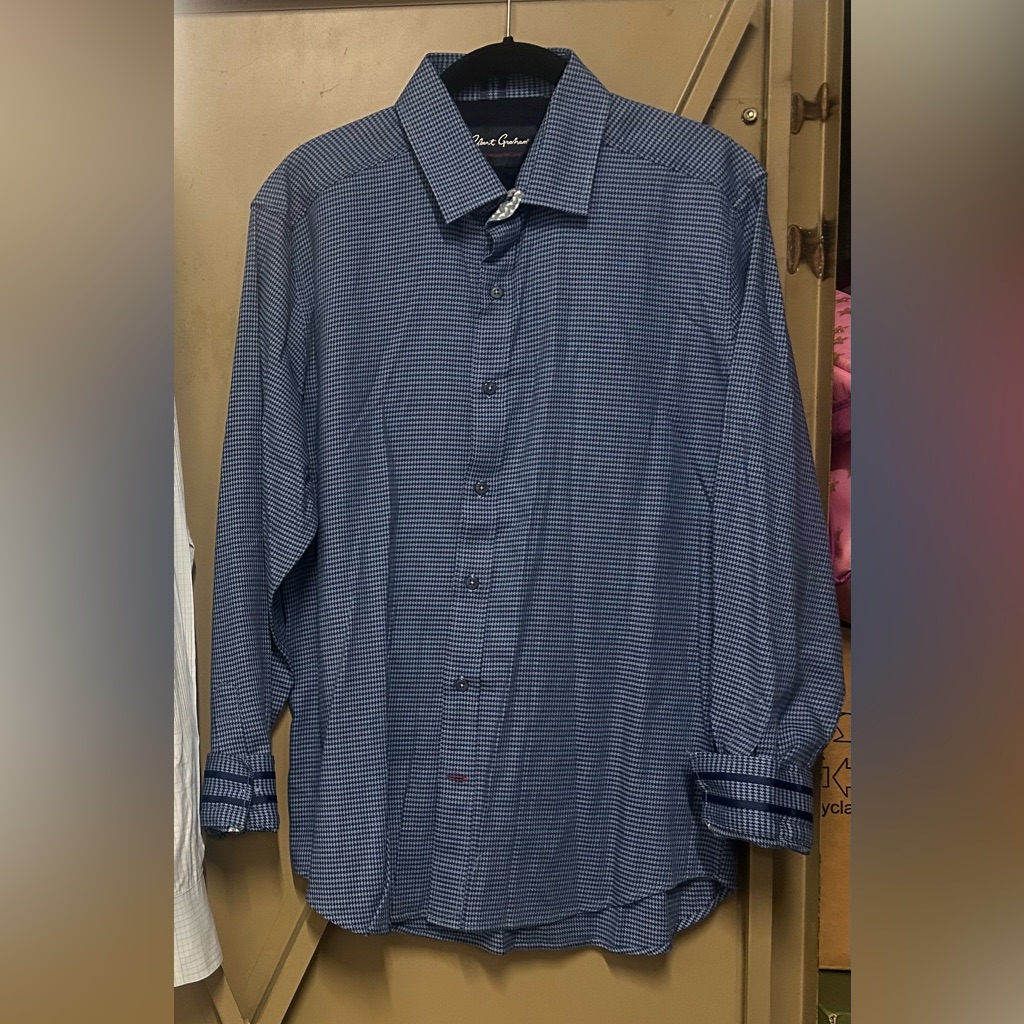 Robert Graham Button Down
